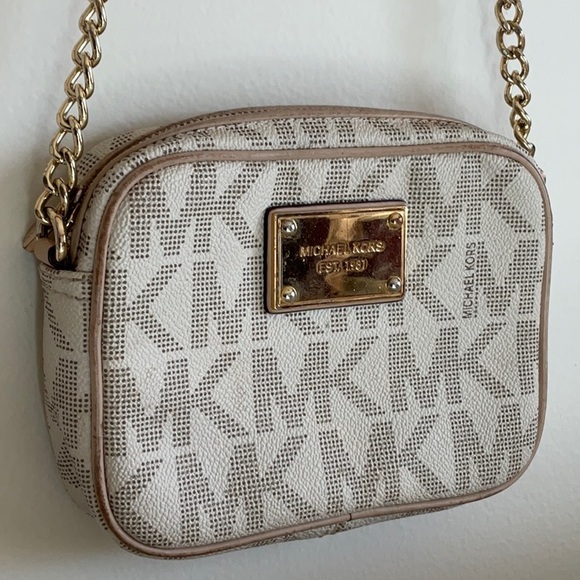 Michael Kors Handbags - Michael Kors small cross body bag